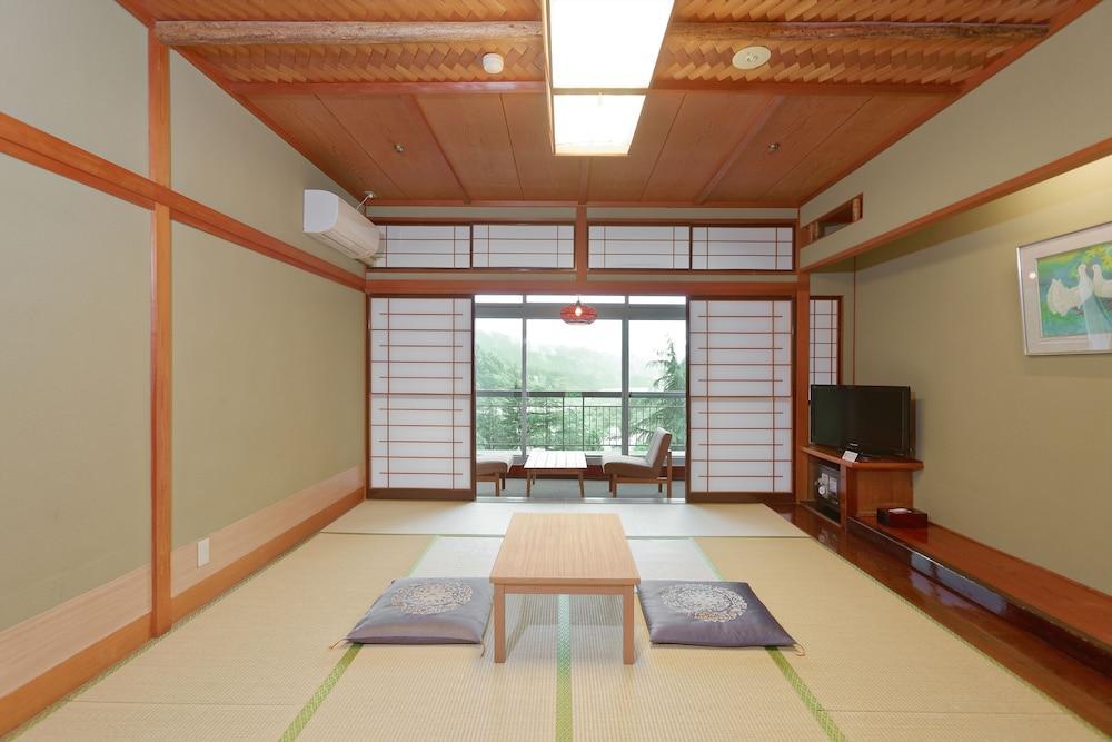 Ooedo Onsen Monogatari Yamashiro Saichoraku Hotel Кага Екстериор снимка