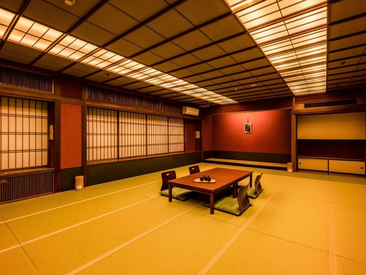 Ooedo Onsen Monogatari Yamashiro Saichoraku Hotel Кага Екстериор снимка