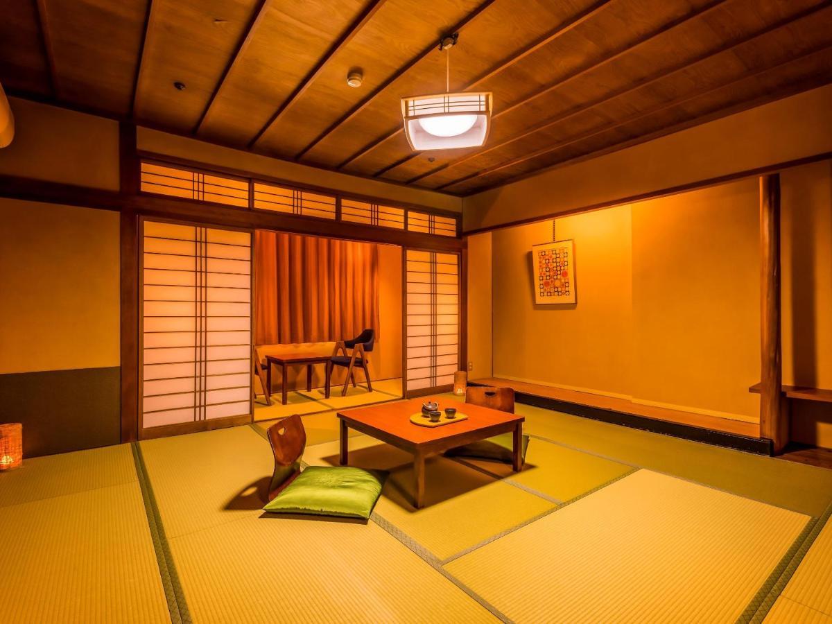Ooedo Onsen Monogatari Yamashiro Saichoraku Hotel Кага Екстериор снимка