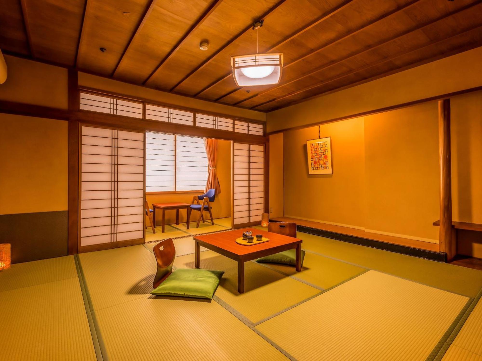 Ooedo Onsen Monogatari Yamashiro Saichoraku Hotel Кага Стая снимка