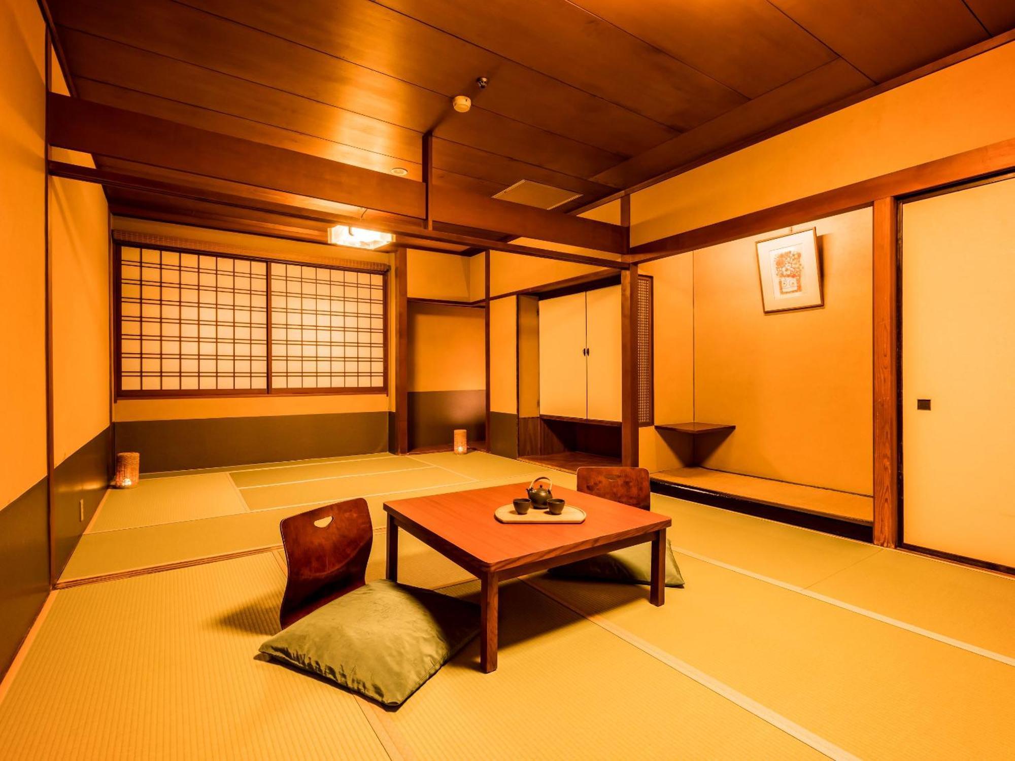 Ooedo Onsen Monogatari Yamashiro Saichoraku Hotel Кага Екстериор снимка