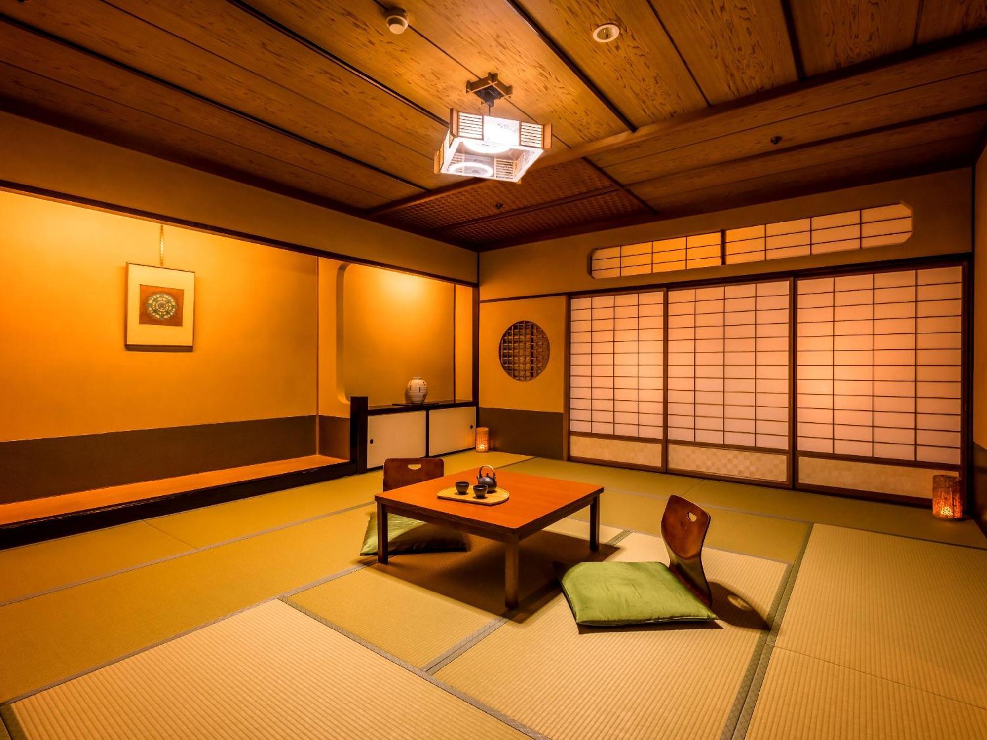 Ooedo Onsen Monogatari Yamashiro Saichoraku Hotel Кага Екстериор снимка