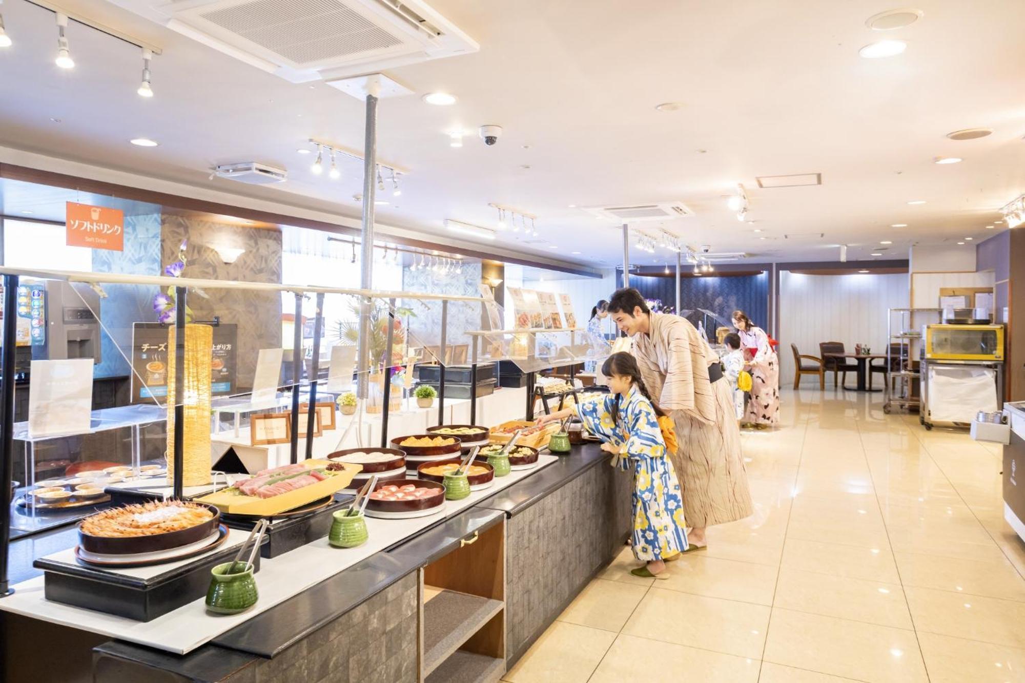 Ooedo Onsen Monogatari Yamashiro Saichoraku Hotel Кага Екстериор снимка